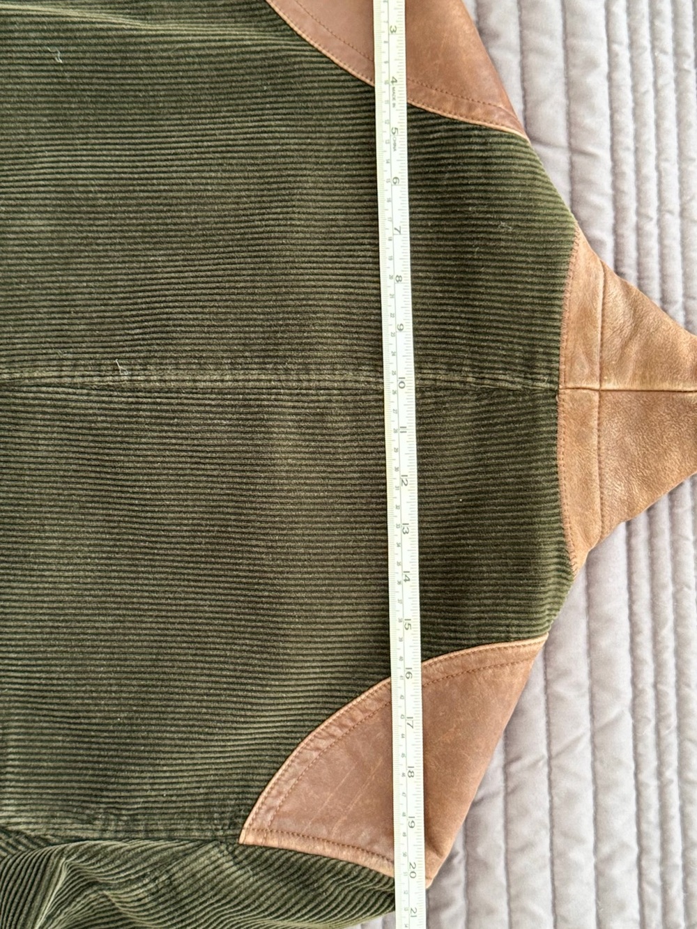 Ralph Lauren Olive Corduroy Field Jacket with Brown Leather Shoulders - Picture 4 of 5